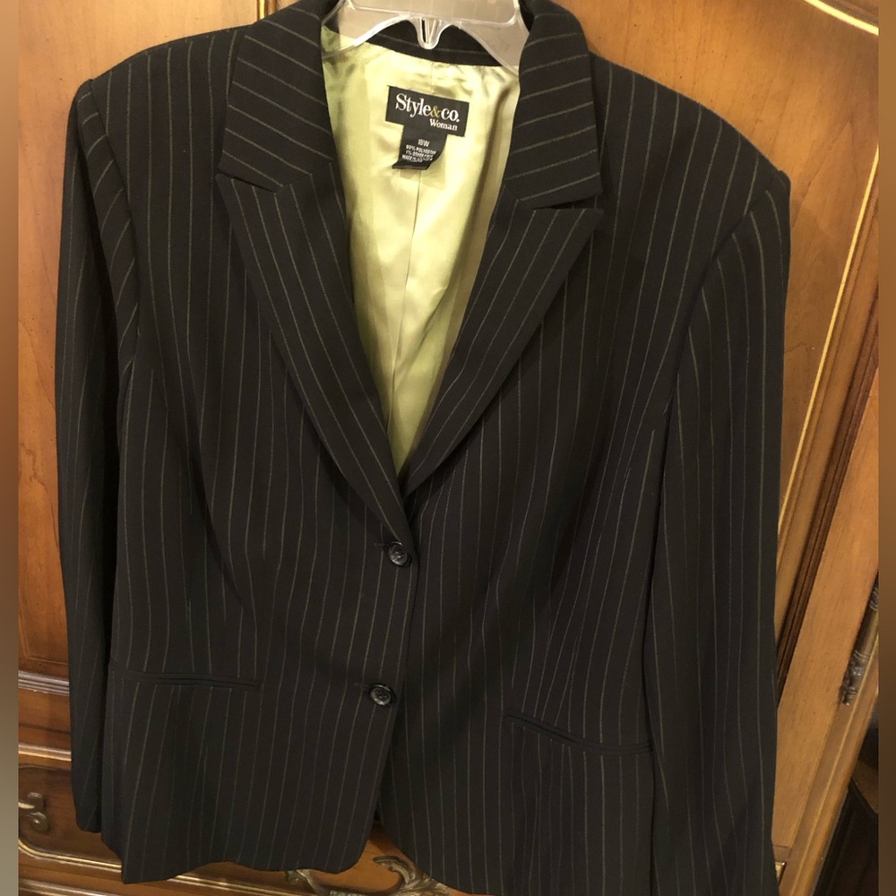 Style & Co blazer size 18